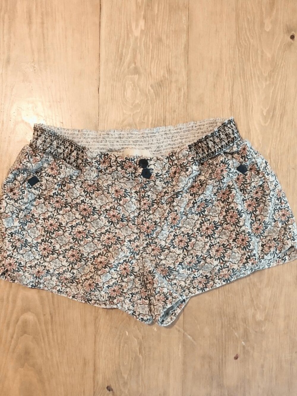 Rewind Boho Floral Shorts Womens M Cottage Smocked Elastic Waist